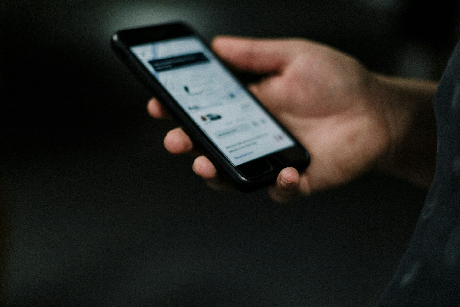 Uber é responsável por item extraviado enviado pela plataforma, decide juiz