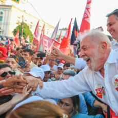 Lula vence segundo turno e é eleito presidente do Brasil pela terceira vez